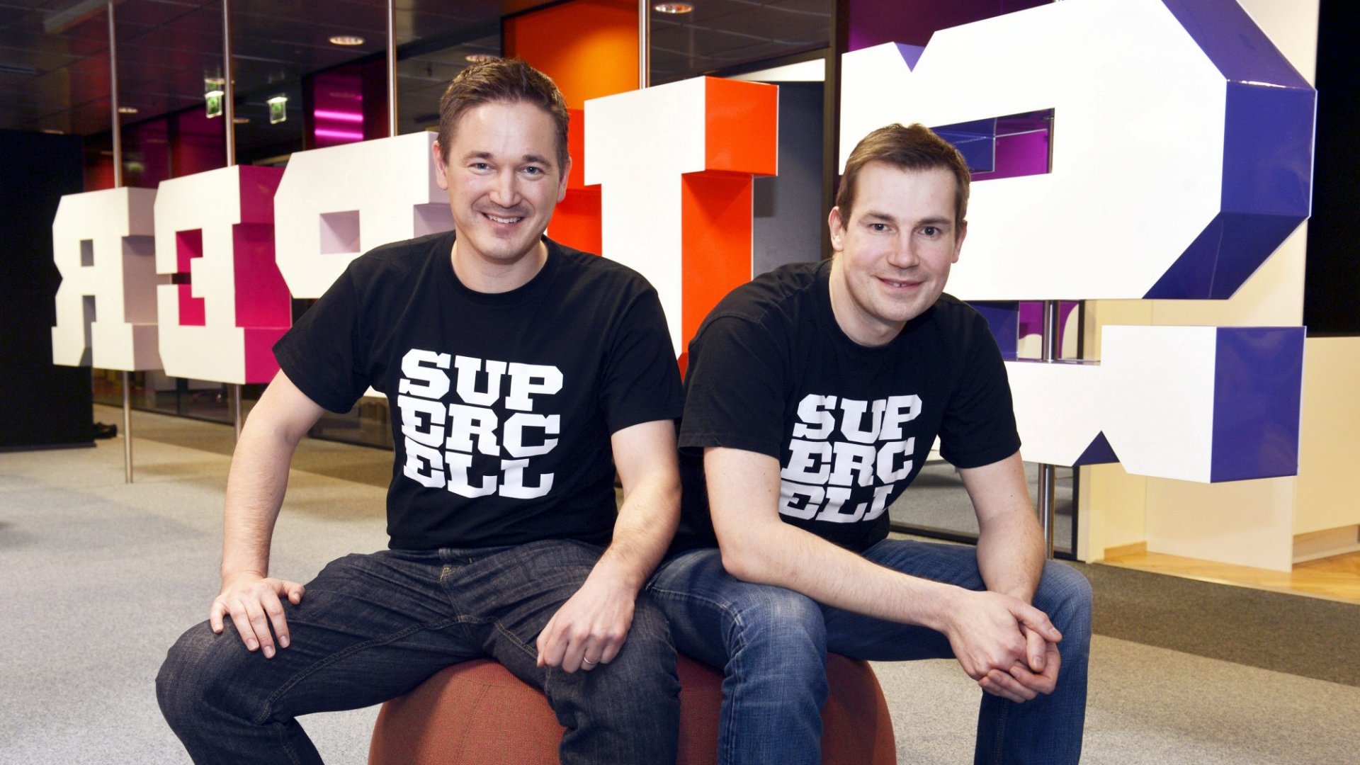 Игры от компании supercell. Supercell oy компьютерные игры разработанные. Создатель клеш рояль. Игры суперселл. Илка клеш рояль.