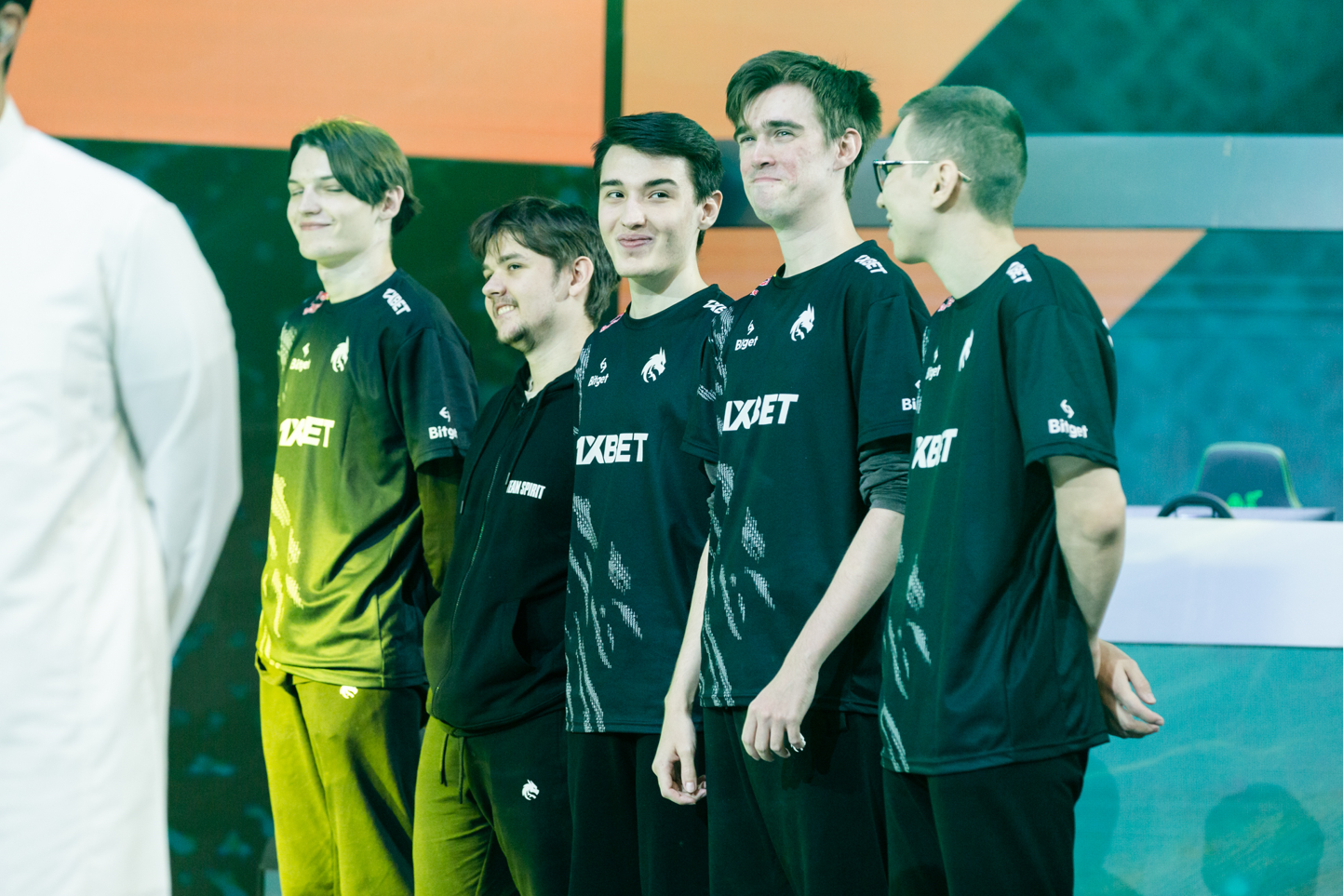 Рияд дота 2 2024. Тим спирит 2022. Киберспорт тим спирит дота 2. Team Spirit Dota 2 International 2022. Тим спирит состав 2022.