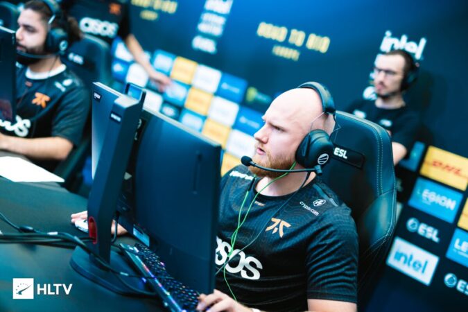 Момент с голым KRiMZ стал самым популярным киберспортивным клипом в 2022 году