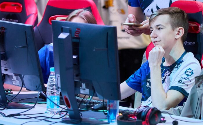 Maelstorm подтвердил слух о новой команде белоруса OneJey с Chu и MieRo