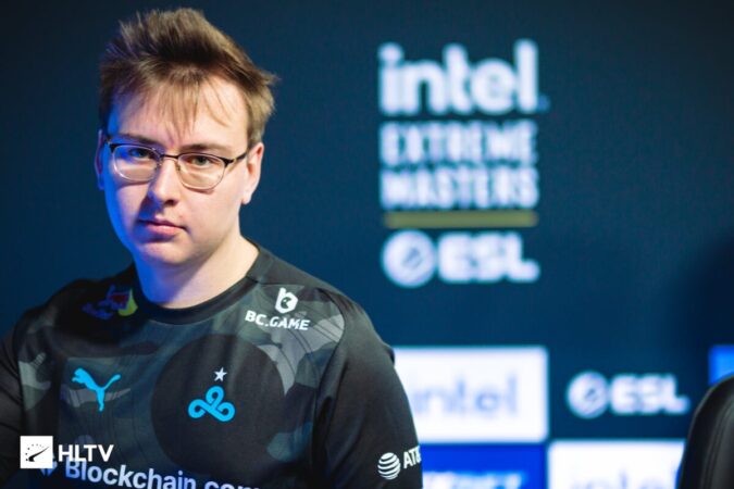 Ax1le из Cloud9 занял 4-е место в рейтинге лучших игроков 2022 года по версии HLTV