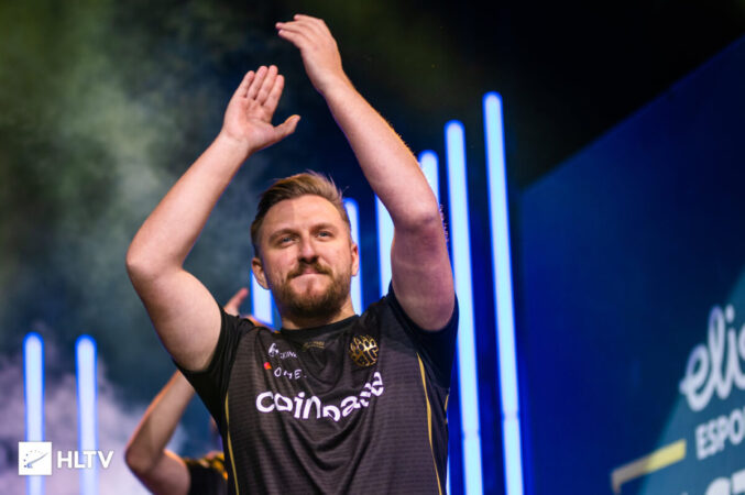 TabseN нанес больше всех урона гранатами на крупных турнирах по CS:GO в 2022 году