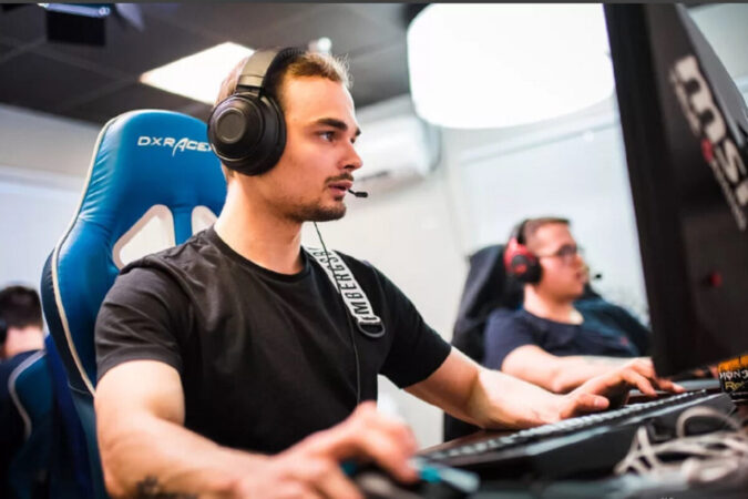 Белорус Palantimos станет новым оффлейнером команды из Восточной Европы