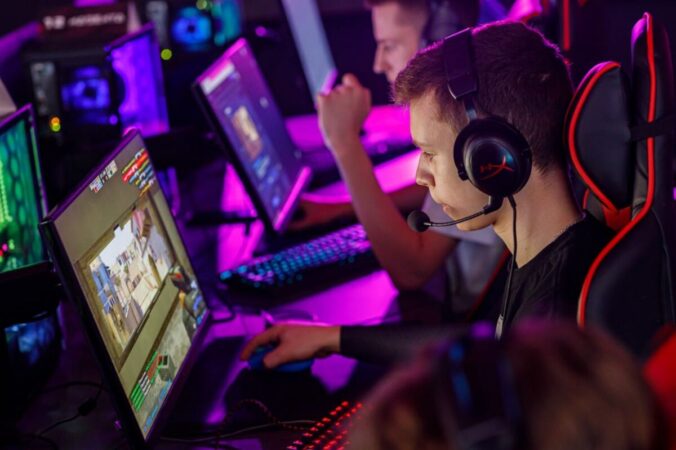 24 июня стартует серия киберспортивных турниров в компьютерном клубе “MAGENTA”