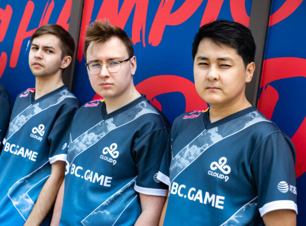 Менеджер Cloud9 рассказал, как его команда готовится к турнирам