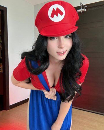 Sweetie Fox снова покорила PornHub Awards