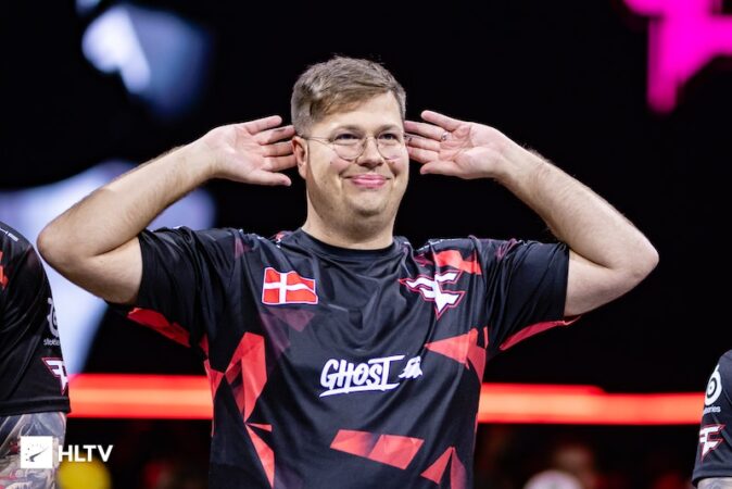 Ставка дня. FaZe Clan против Sangal Esports в рамках ESL Pro League Season 20