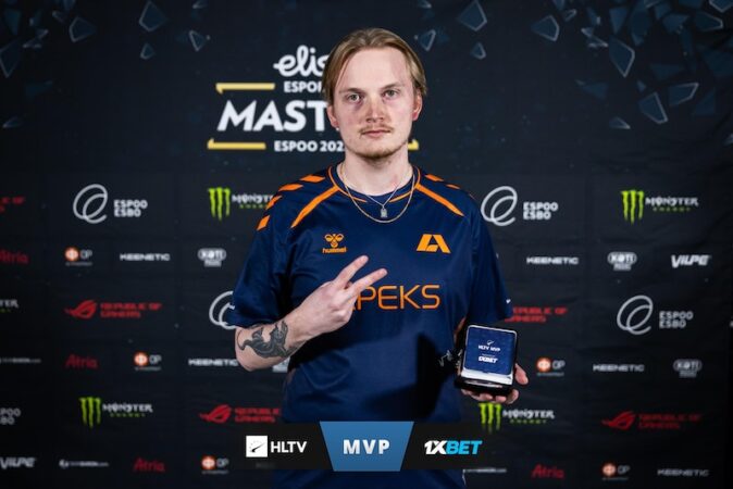 Лучший, но не чемпион: nawwk пополнил список игроков получавших MVP, но так и не завоевавших трофей