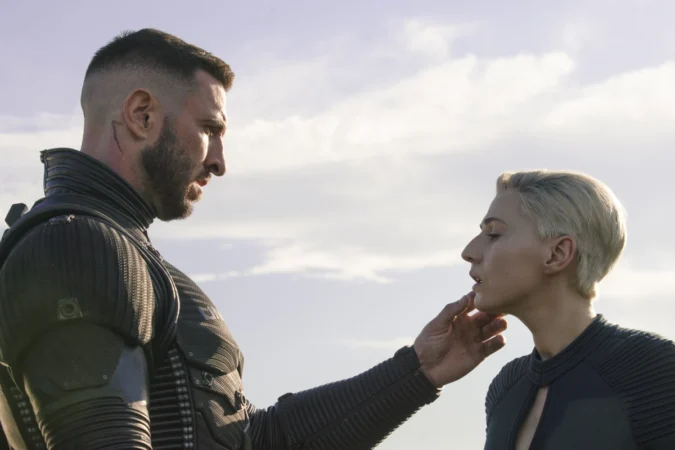 Исполнитель главной роли Halo назвал секс-сцену с участием Мастера Чифа “огромной ошибкой”