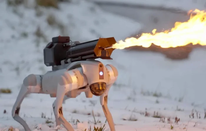 В США теперь официально можно купить робопса с огнеметом на спине