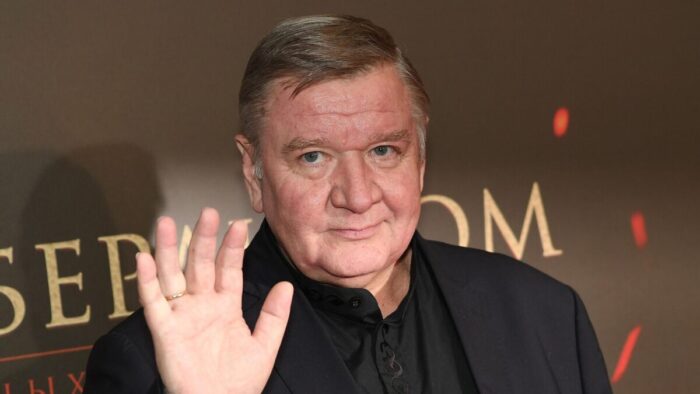 Скончался актер Роман Мадянов, известный по роли майора Колобкова в “Солдатах”
