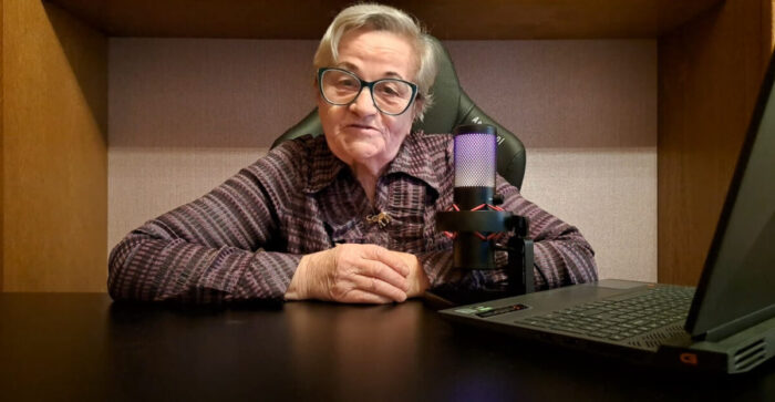 Бабушка-стример из РФ продала скины в CS2, чтобы оплатить кредиты близких