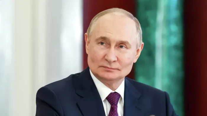 Путин подписал закон о штрафах за поиск экстремистских материалов и рекламу VPN