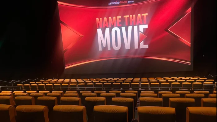 Создатель Дэдпула и Кейбла разнес «Фантастическую четверку» и выложил фото пустого IMAX-зала