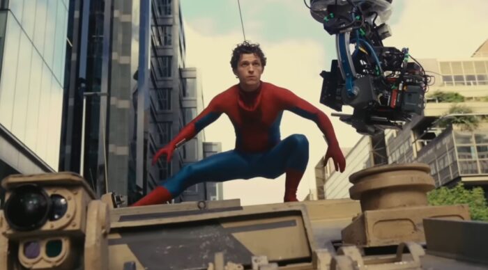 Том Холланд получил сотрясение мозга на съемках “Человек-паук: Совершенно новый день”